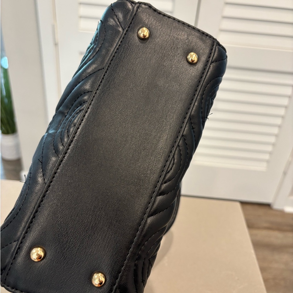 Valentino Orlandi Black Quilted Shoulder Bag with Gold Accents - Picture 7 of 7